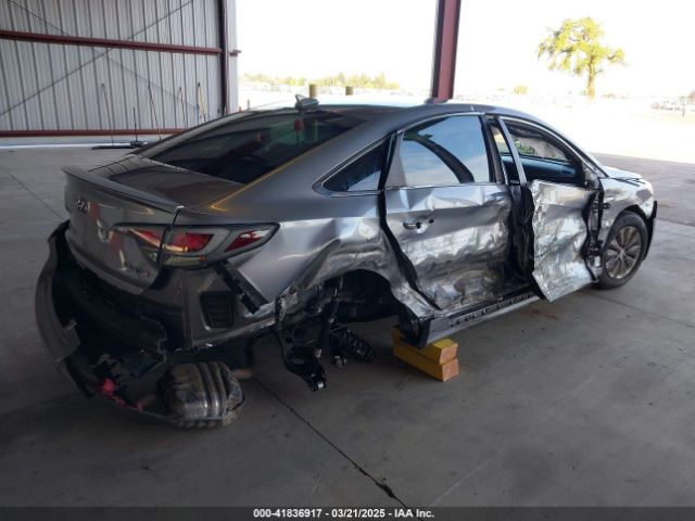KMHE24L19GA041755 Hyundai Sonata Hybrid Se