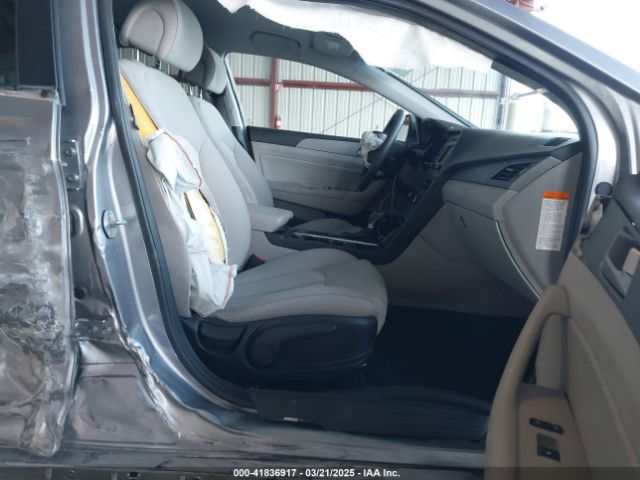 KMHE24L19GA041755 Hyundai Sonata Hybrid Se