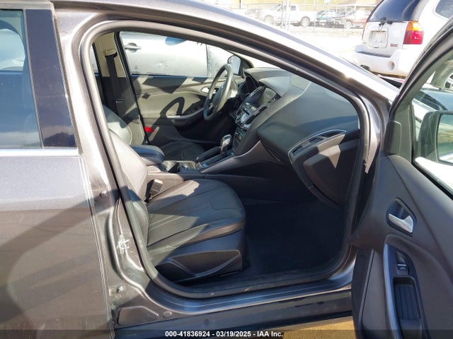 Ford Focus Titanium 2014 1FADP3N29EL418304 Image 5