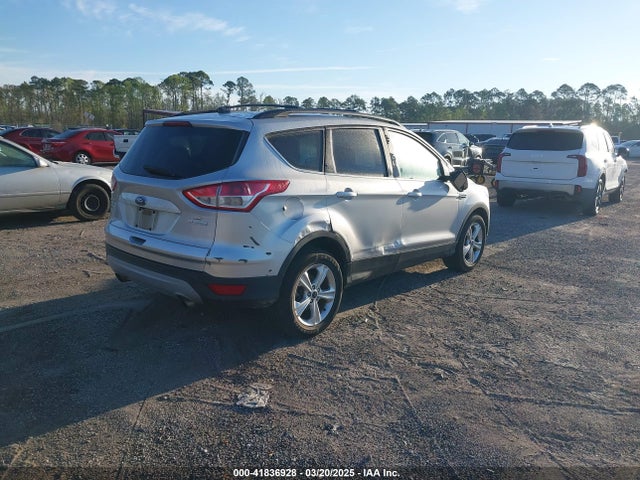 1FMCU0GX6EUA97088 Ford ESCAPE SE