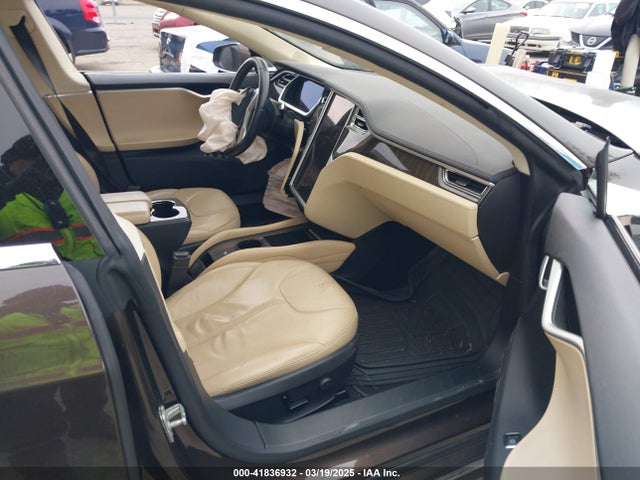 2013 TESLA MODEL S 5YJSA1DG5DFP09632 Photo 4