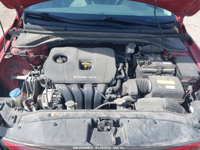 5NPD84LF1HH006860 Hyundai ELANTRA SE