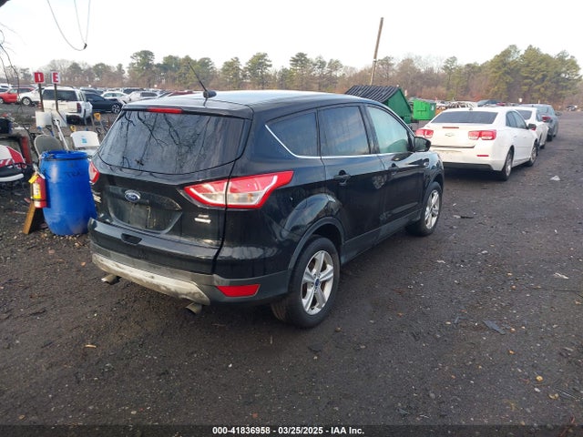 1FMCU9GX0GUB86260 Ford ESCAPE SE
