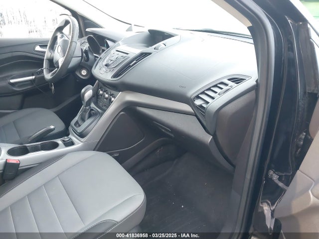 1FMCU9GX0GUB86260 Ford ESCAPE SE