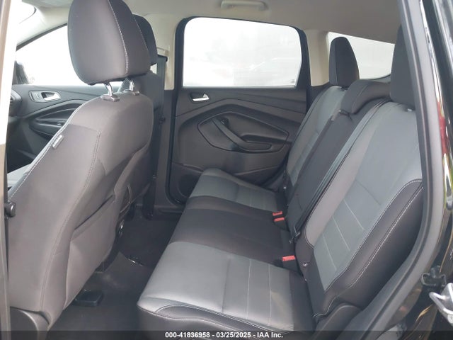 1FMCU9GX0GUB86260 Ford ESCAPE SE