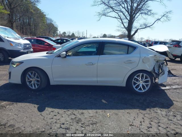19UDE2F37KA000916 Acura Ilx Standard
