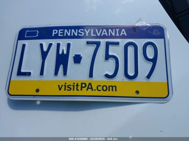 19UDE2F37KA000916 Acura Ilx Standard