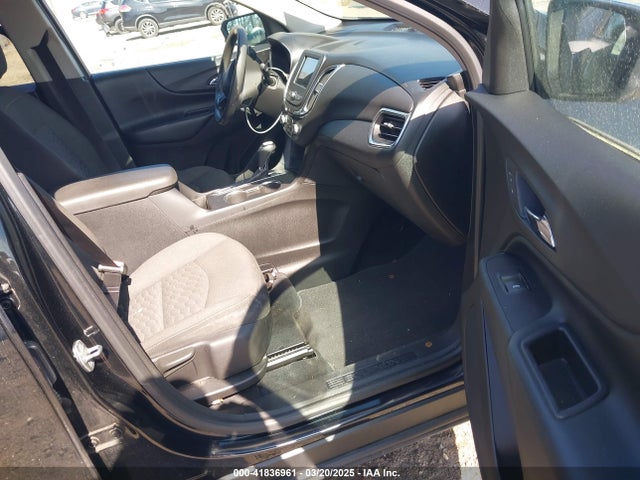 2GNAXKEV2K6268260 Chevrolet EQUINOX LT