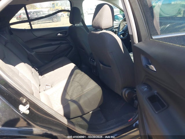 2GNAXKEV2K6268260 Chevrolet EQUINOX LT