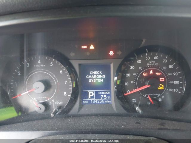 5TDKZ3DC5HS796175 Toyota Sienna Le 8 Passenger