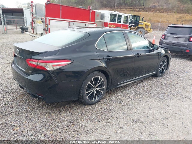 4T1B11HK5JU561978 Toyota CAMRY SE