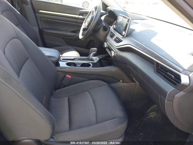 1N4BL4DV4PN390701 Nissan Altima Sv Fwd