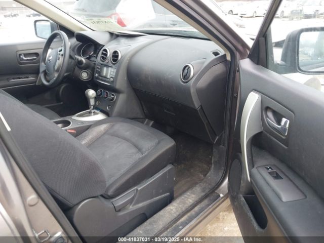 JN8AS5MV1FW257616 Nissan Rogue Select S