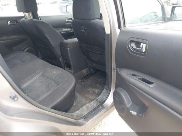 JN8AS5MV1FW257616 Nissan Rogue Select S