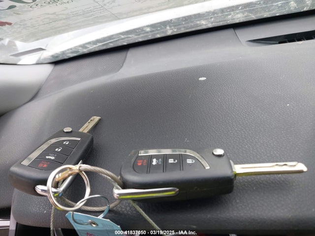Toyota CAMRY LE 2024 4T1C11AK0RU874480 Image 11