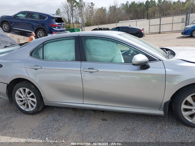 Toyota CAMRY LE 2024 4T1C11AK0RU874480 Image 14