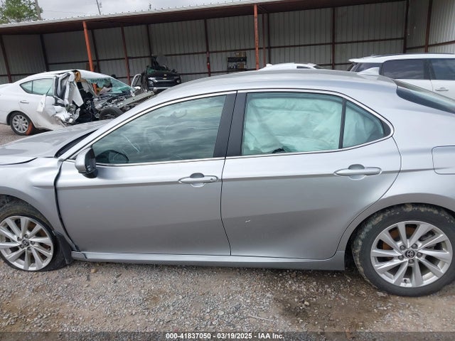 Toyota CAMRY LE 2024 4T1C11AK0RU874480 Image 15
