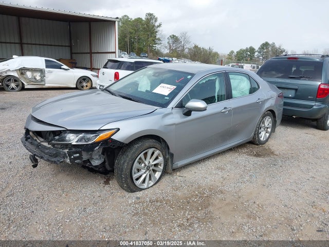 Toyota CAMRY LE 2024 4T1C11AK0RU874480 Image 2