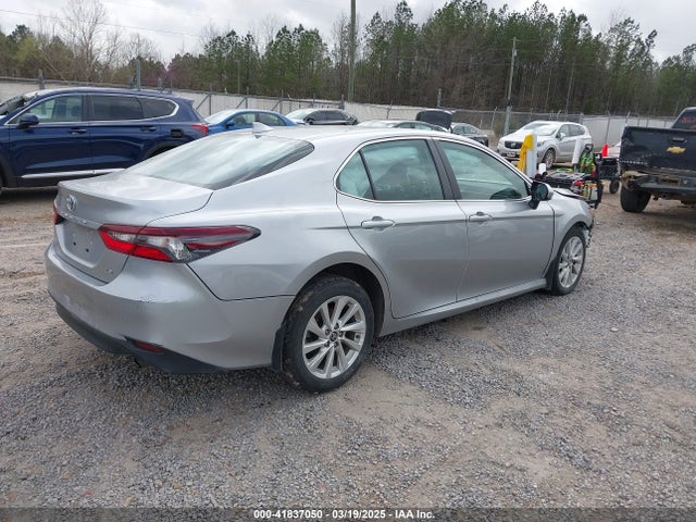 Toyota CAMRY LE 2024 4T1C11AK0RU874480 Image 4