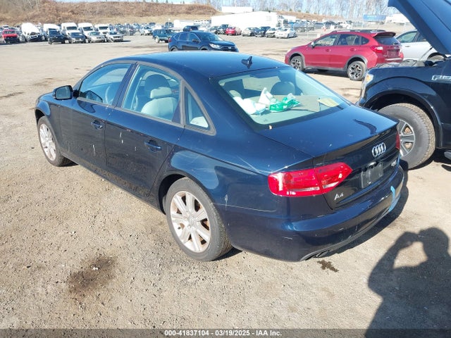 2011 AUDI A4 WAUDFAFL9BN038272 Photo 2