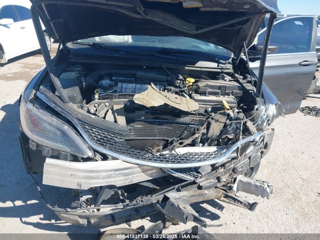 Chrysler 200 LX 2015 1C3CCCFB0FN600970 Image 10