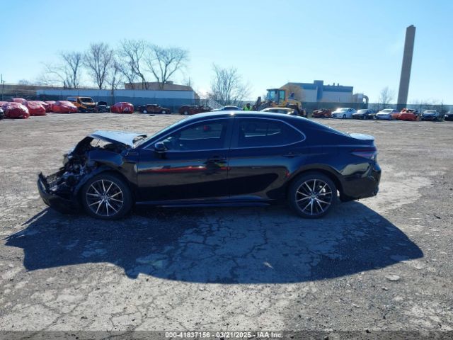 4T1G11AK4NU690607 Toyota CAMRY SE
