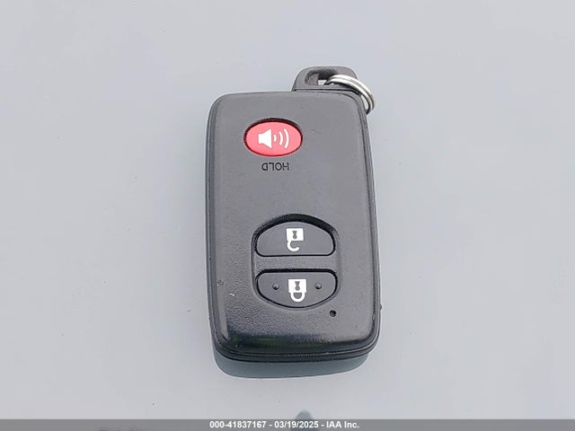 JTDKN3DU8E0371584 Toyota Prius Three