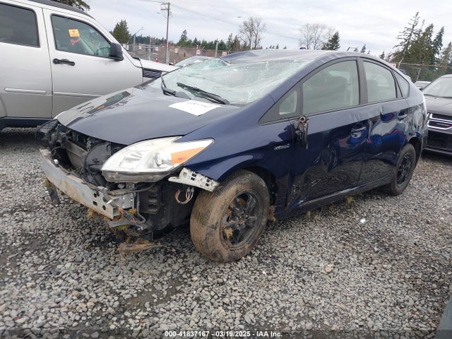 JTDKN3DU8E0371584 Toyota Prius Three