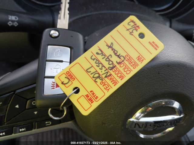 JN1BJ1CR9HW133096 Nissan Rogue Sport S