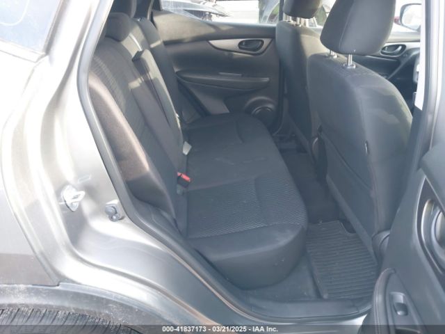 JN1BJ1CR9HW133096 Nissan Rogue Sport S