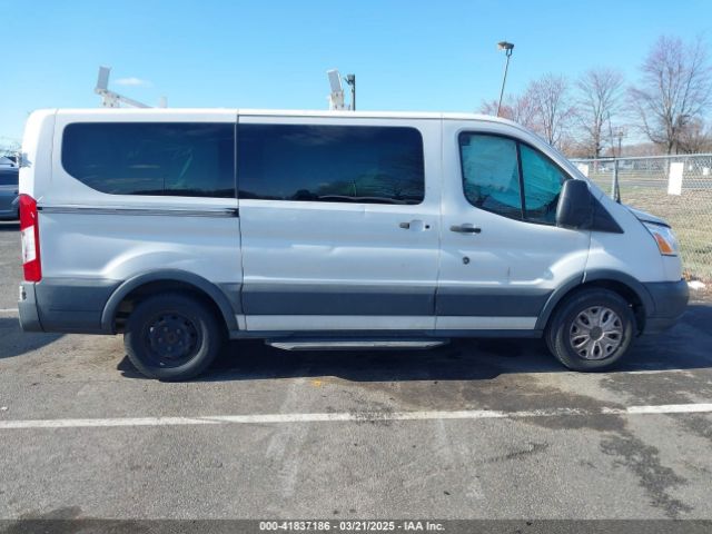 1FMZK1YM8HKA97376 Ford Transit-150 Xlt