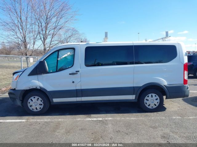 1FMZK1YM8HKA97376 Ford Transit-150 Xlt