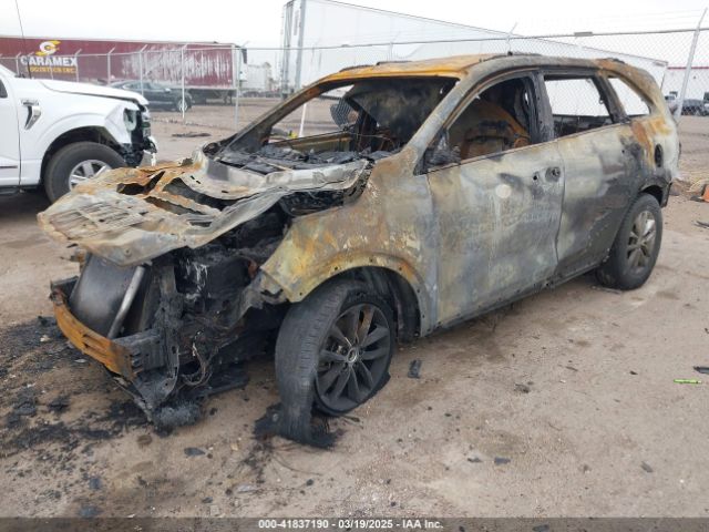 5XYPGDA34JG391658 KIA Sorento 2.4l Lx
