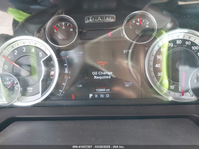 1C6RR6LM9FS676093 RAM 1500 Big Horn