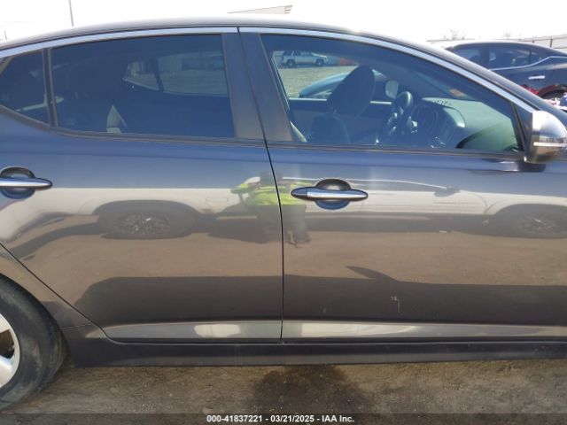 KNAGM4A71F5636196 KIA Optima Lx