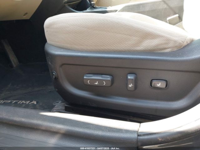 KNAGM4A71F5636196 KIA Optima Lx