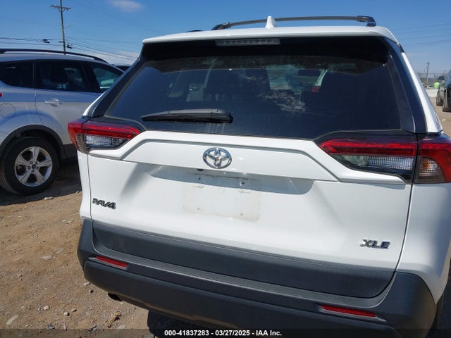 Toyota Rav4 Xle 2021 2T3W1RFV5MC150042 Image 17
