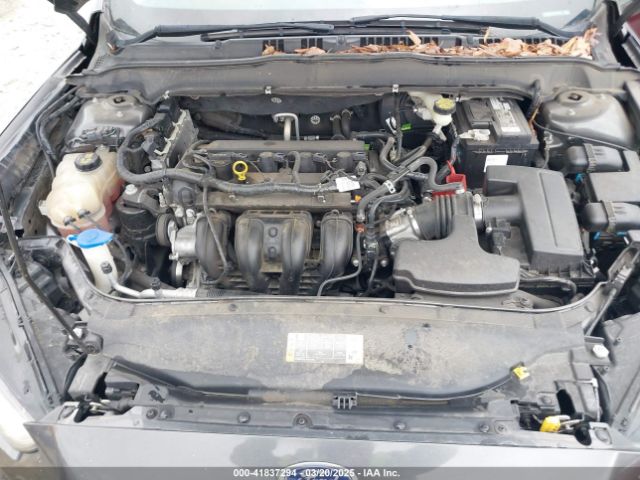 1FA6P0H73F5121260 Ford FUSION SE