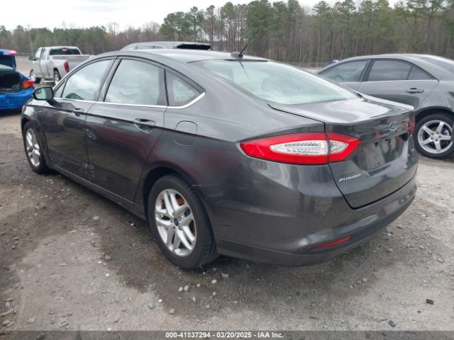 1FA6P0H73F5121260 Ford FUSION SE