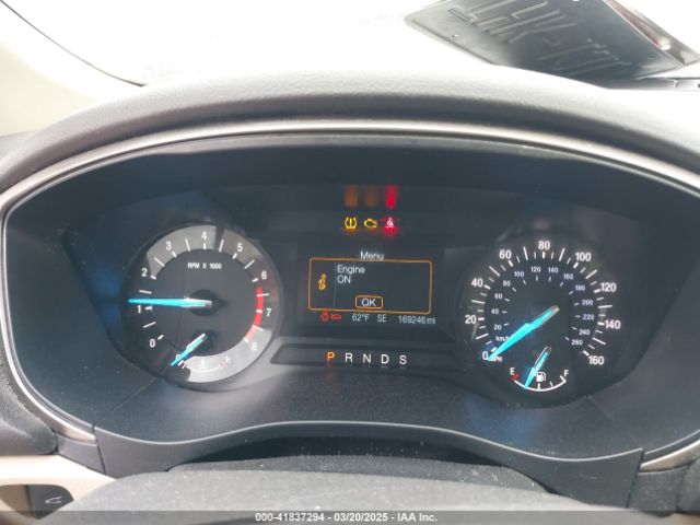 1FA6P0H73F5121260 Ford FUSION SE