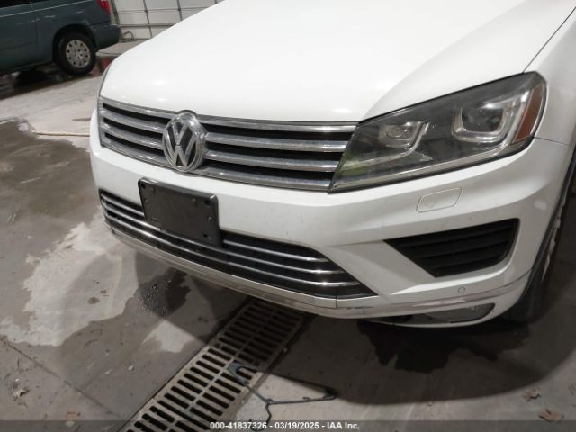 2016 VOLKSWAGEN TOUAREG WVGEF9BP2GD010630 Photo 5