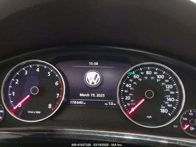 2016 VOLKSWAGEN TOUAREG WVGEF9BP2GD010630 Photo 6