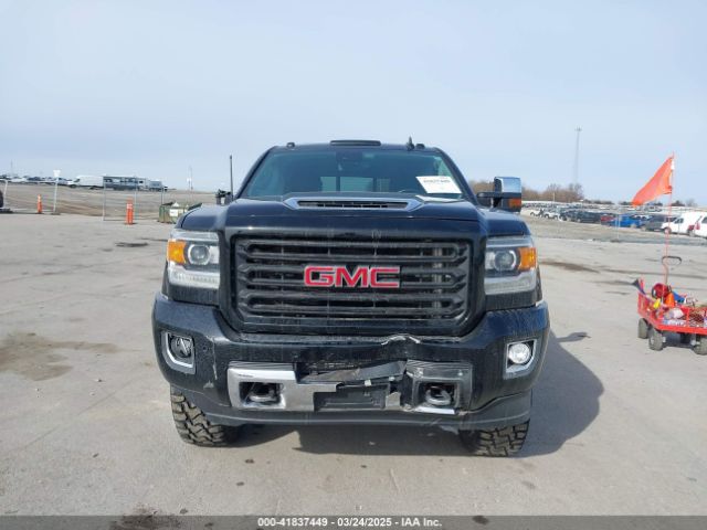 1GT12UEY9JF159277 GMC Sierra 2500hd Denali