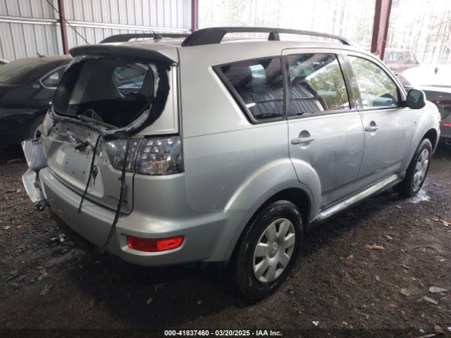 2011 MITSUBISHI OUTLANDER JA4AS2AW4BU025549 Photo 3