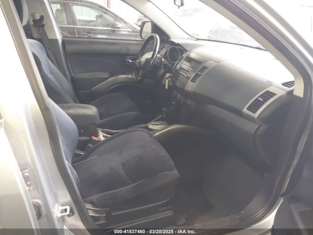 2011 MITSUBISHI OUTLANDER JA4AS2AW4BU025549 Photo 4