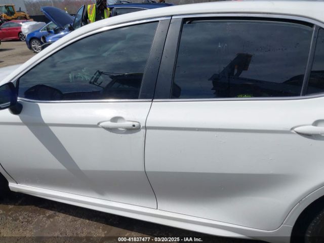 4T1G11AK8MU580500 Toyota CAMRY SE