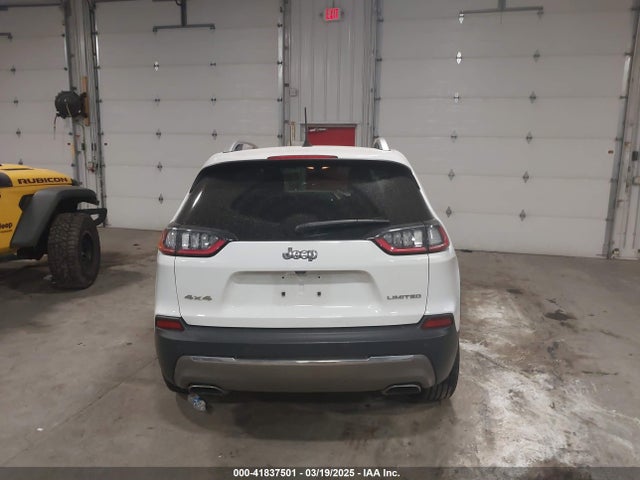1C4PJMDXXKD258242 Jeep Cherokee Limited 4x4