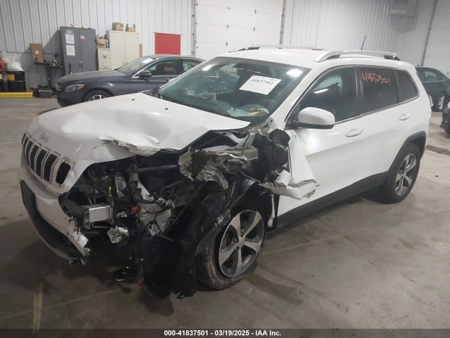 1C4PJMDXXKD258242 Jeep Cherokee Limited 4x4