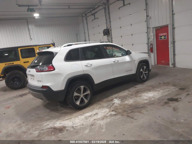1C4PJMDXXKD258242 Jeep Cherokee Limited 4x4