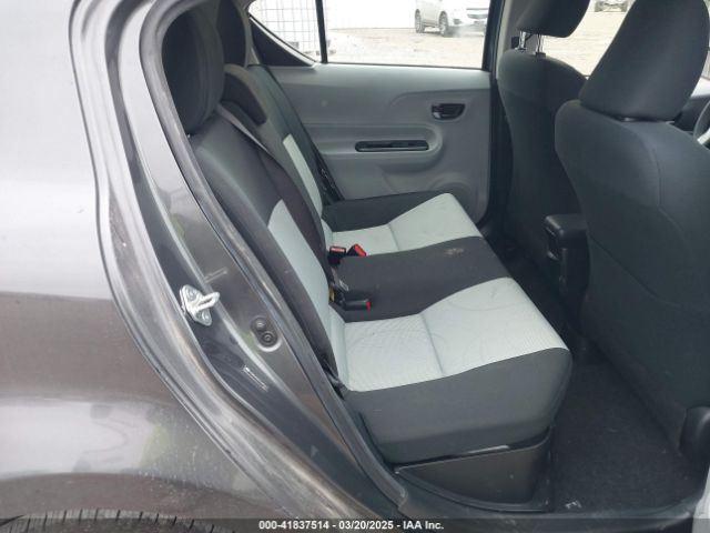 JTDKDTB37E1081876 Toyota Prius C Two